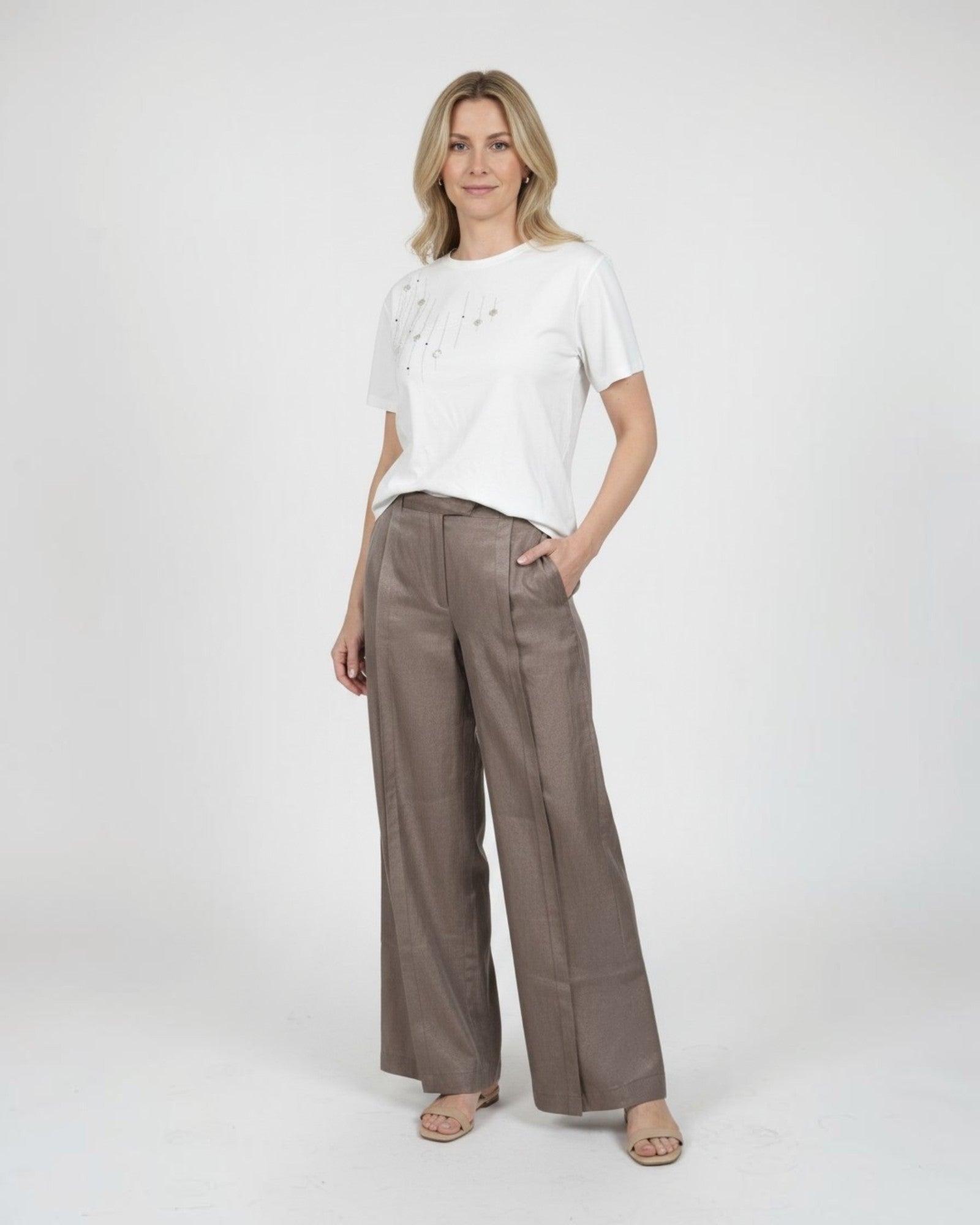 Kasha T‑Shirt  Viore Collection